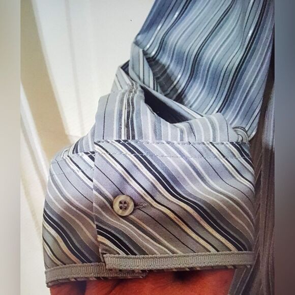 #195 DCC Woman Plus Blue Striped Zip Front 1/2 Sleeve Collared Blouse - Picture 7 of 7